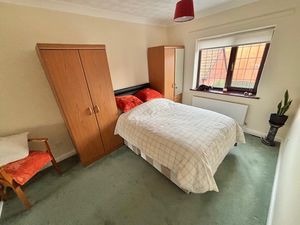 Bedroom- click for photo gallery